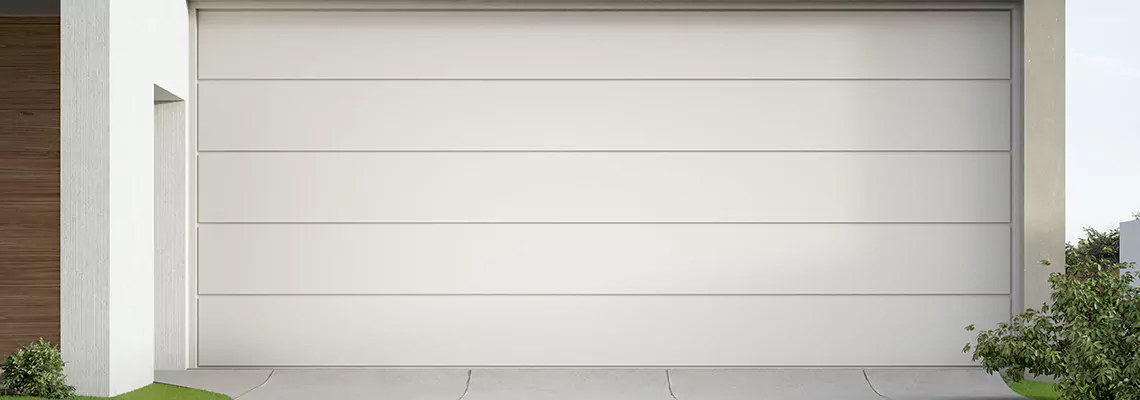 Sliding Garage Door Repair Help in Fort Lauderdale, Florida